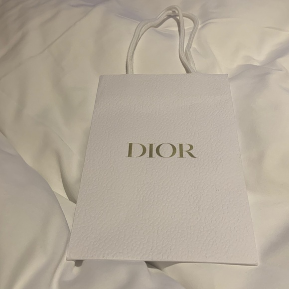 Authentic rare Dior Cream Luxury Bag paper with golden Dior letter, textured - Picture 1 of 5